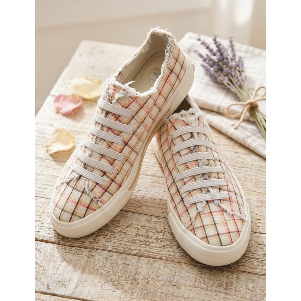 Rocket Dog Mellow Sneaker Women 9.5 Tan Plaid Excellent
